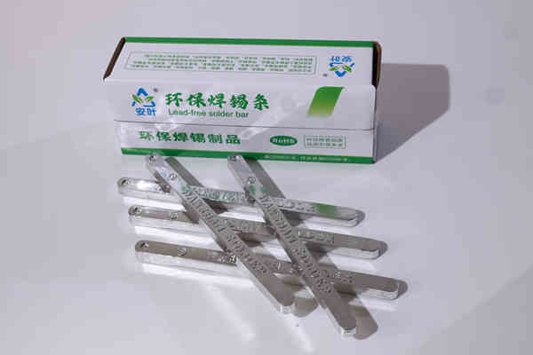 焊锡条性能评估：热导率与润湿性的重要性